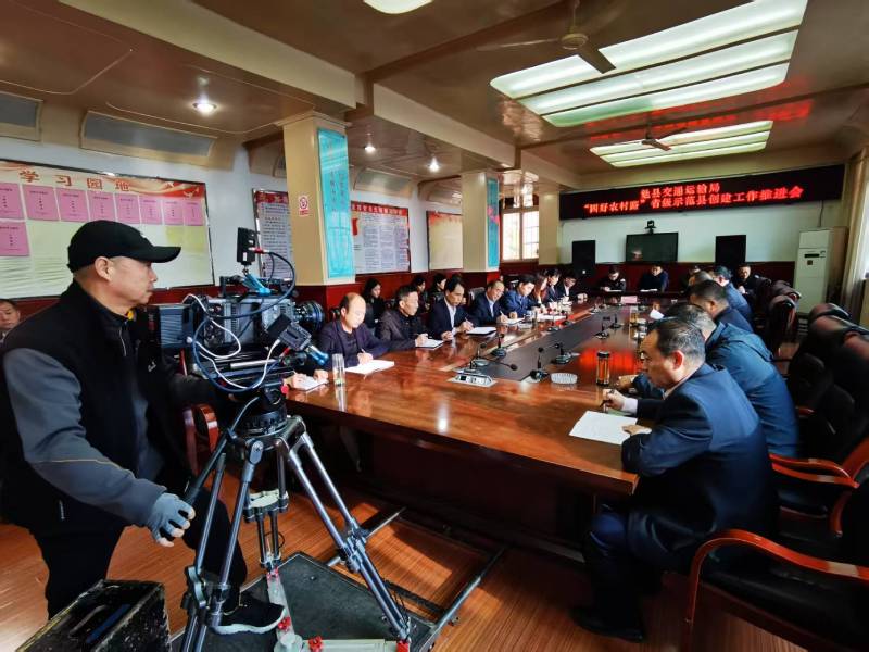 光影铸就品牌传奇——青龙极致互动产品宣传视频拍摄